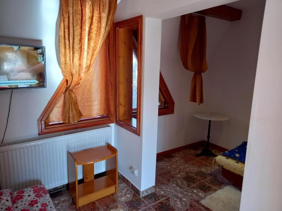 casa paltin cabane Poiana Stampei Extérieur photo